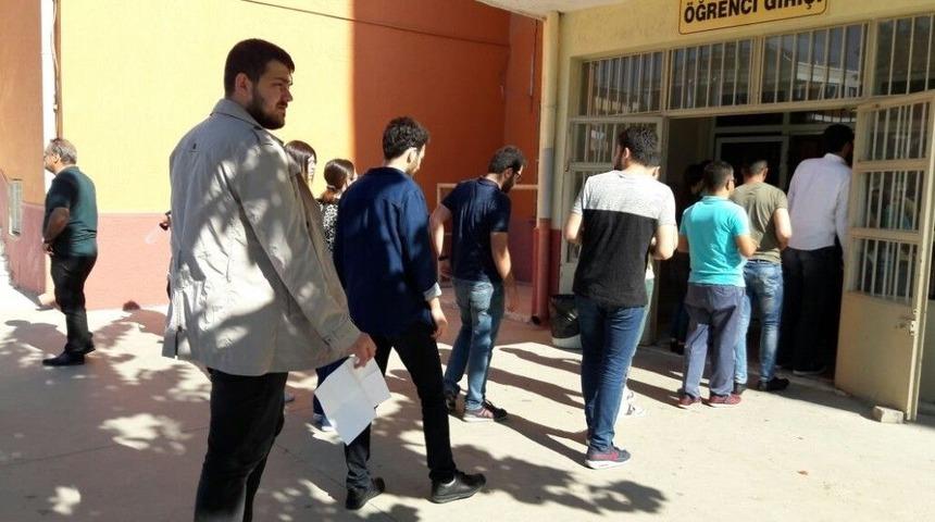 Aydın&rsquo;da Memur Adayları Kpss&rsquo;de Ter D&ouml;kt&uuml;