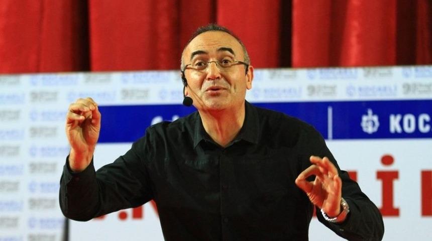 Sunay Akın Hayranları, Kitap Fuarı&rsquo;na Sığmadı