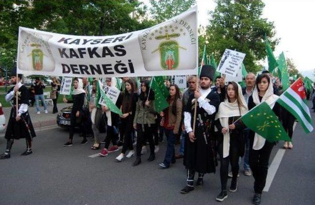 Çerkeslerden Anma Yürüyüşü