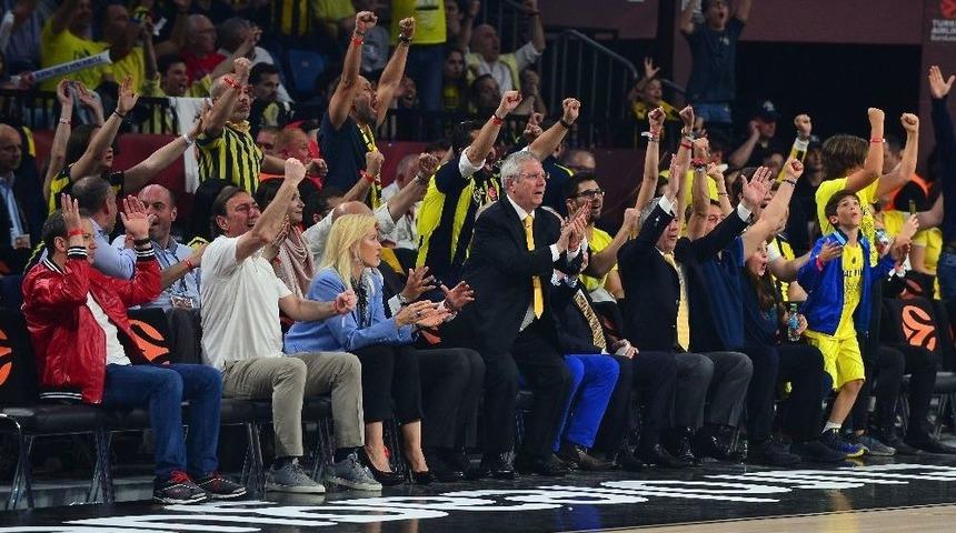 Obradovic: 9 - Sfairopoulos: 2