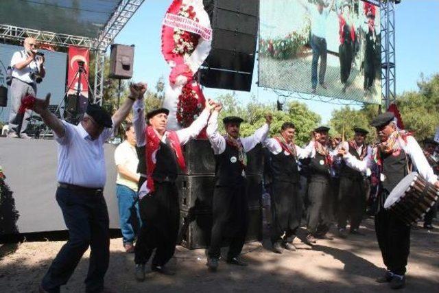 Türkmen Şöleni'nde Muazzez Ersoy Rüzgarı