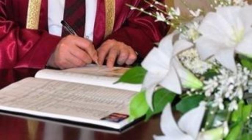 Ege B&ouml;lgesinde Maddi Sorunlar Boşanma Nedenleri Arasında Son Sırada