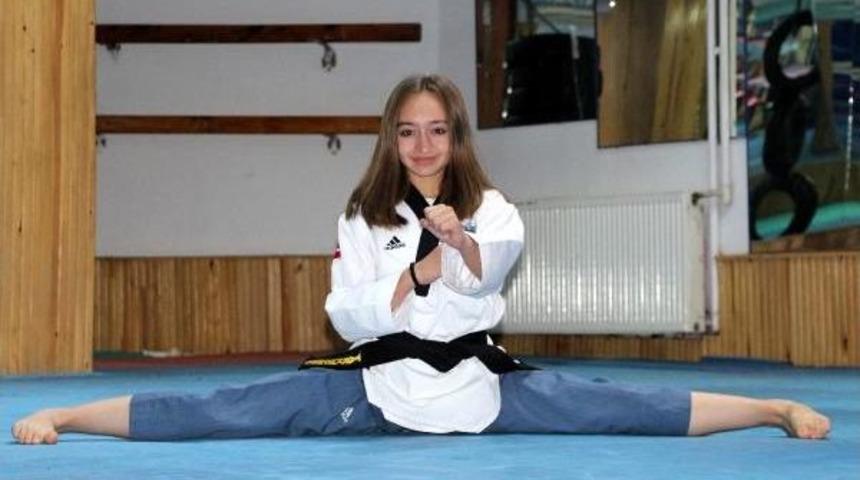 Cimnastikle Başladı, Tekvandoda D&uuml;nya Ikincisi Oldu