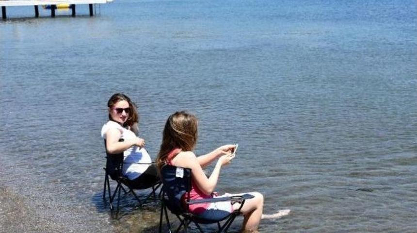 Marmaris'te Sıcaklar Arttı Sahiller Canlandı