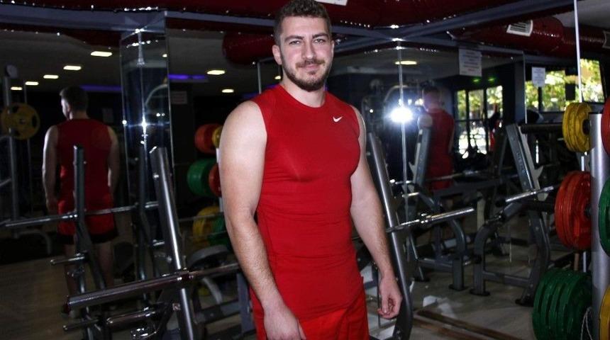 Protein Tozu Hakkındaki Yanlış Bilgilendirmeler İnsanları Spordan Uzaklaştırıyor