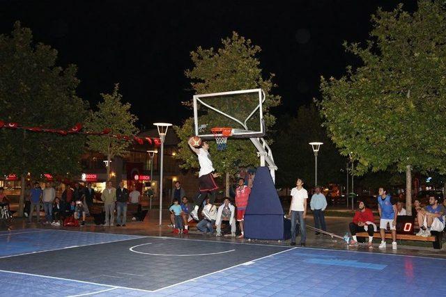 Urla Sokak Basketbolu Turnuvası Sonuçlandı