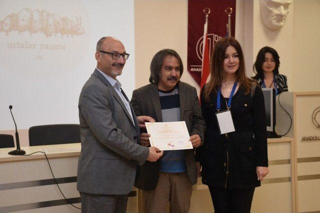 &ldquo;ustalar Yaşatır&rdquo; Belgesel Filminin G&ouml;sterimi Yapıldı 1