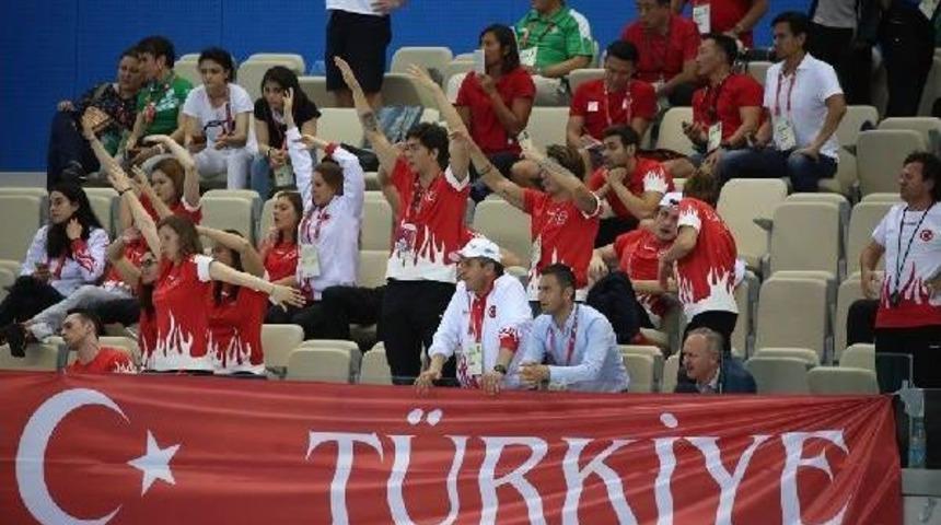 Y&uuml;zme Federasyonu Başkanı Yal&ccedil;ın: ''islam Oyunları'nda Madalya Rekoru Kırdık''