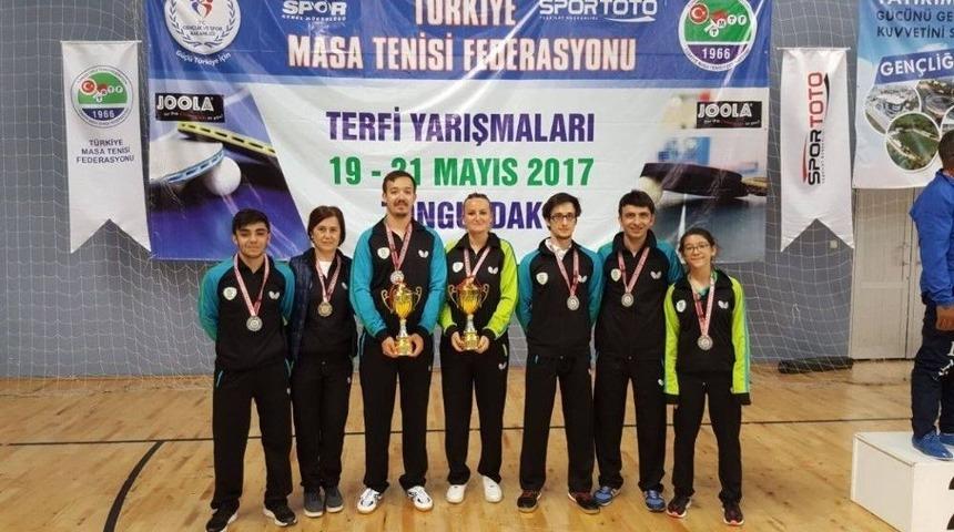 Masa Tenisine B&uuml;y&uuml;kşehir Damgası