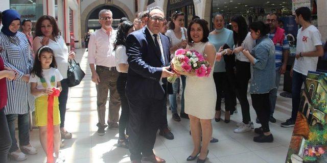 İncirliova Bah&ccedil;eşehir Kolejinden Resim Sergisi 1