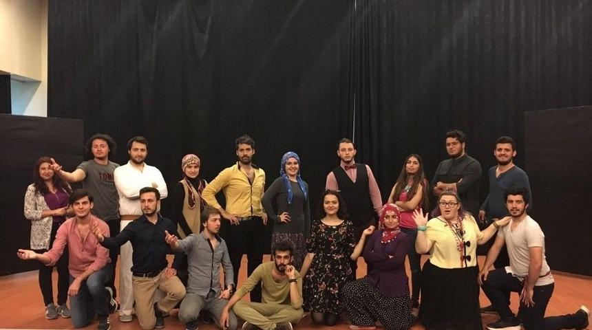 Bu Oyun K&uuml;t&uuml;phane Kurduracak