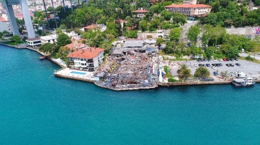 Yıkılan Reina Havadan Böyle Görüntülendi