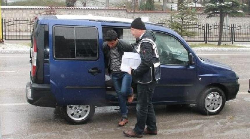 Uzlaşma Sonrası Engelli Enes&rsquo;E Bilgisayar Alındı