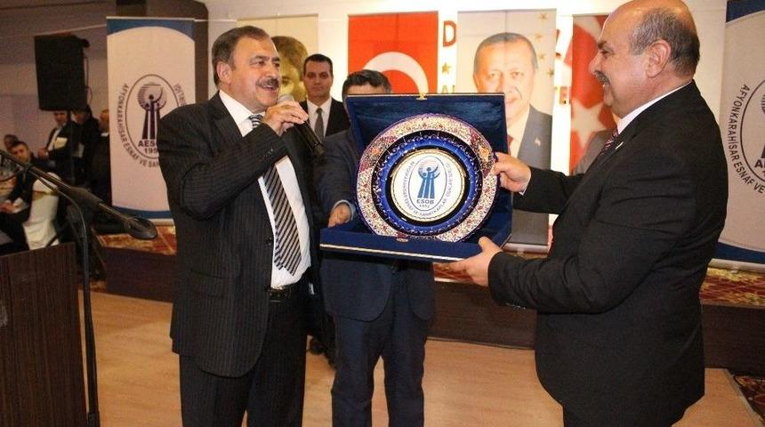 Esob Başkanı Konak&rsquo;tan Bakan Prof. Dr. Eroğlu&rsquo;na &Ouml;vg&uuml;;