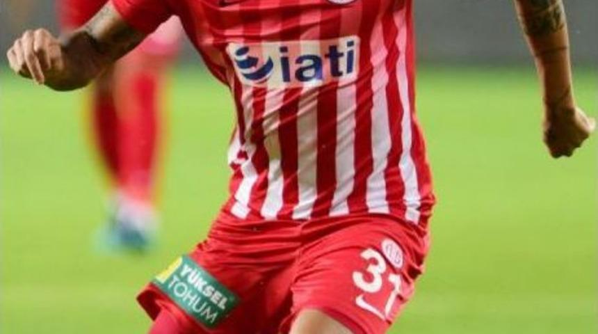 Motta, Antalyaspor'dan Ayrılmak Istiyor