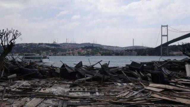 -  Ünlü Gece Kulübü Reina'da Yıkım