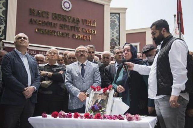 Uğur Kurt Öldürüldüğü Yerde,cemevi'nin Bahçesinde Anıldı