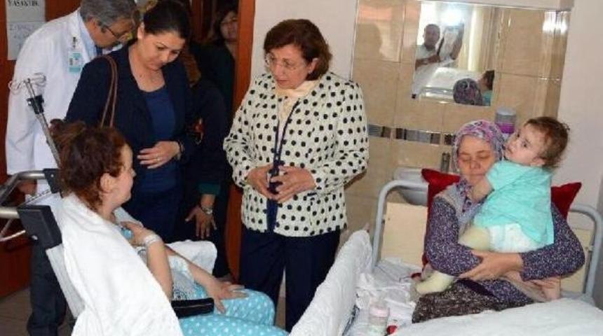 24 Kişinin &Ouml;ld&uuml;ğ&uuml; Kazada Yaralananlara Ziyaret