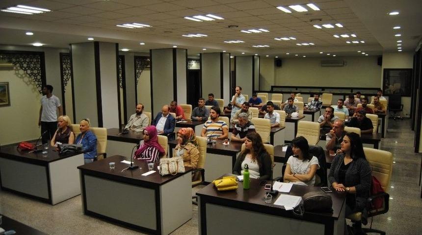 B&uuml;y&uuml;kşehirden Ev Hayvanı Satıcılarına Eğitim Semineri