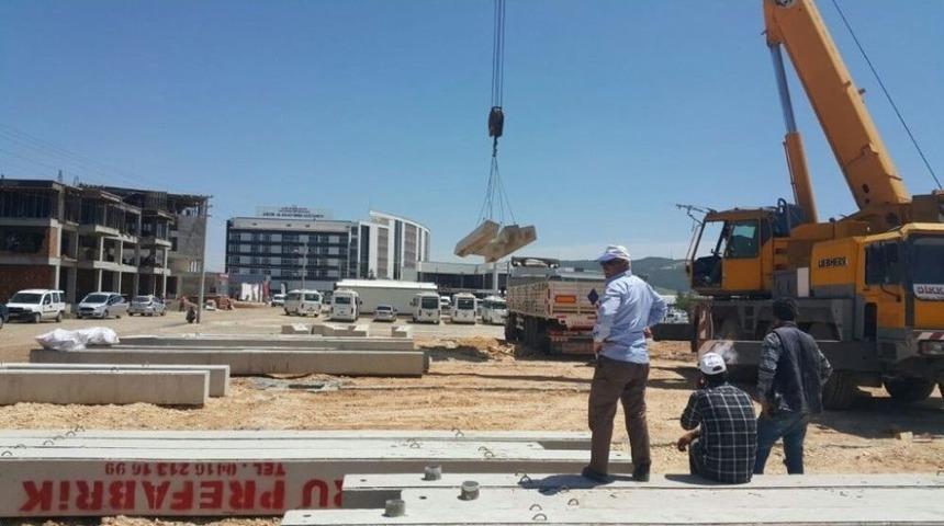 Adıyaman Belediyesi Otob&uuml;s Bakım At&ouml;lyesi İnşasına Başladı