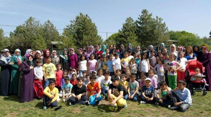 Hikmet &Ccedil;ocuk Kul&uuml;b&uuml; 10. Yılını Tamamladı