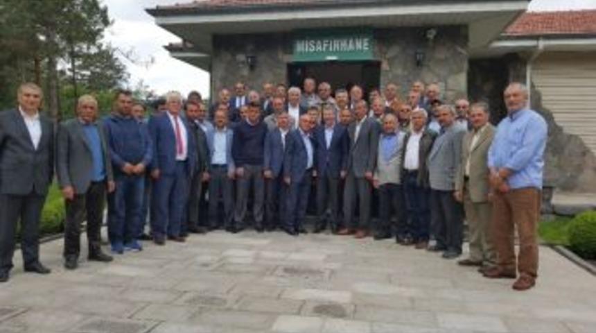 Başkan Akay Çiftçileri Hayali Kota Dağıtıcılarına Karşı Uyardı