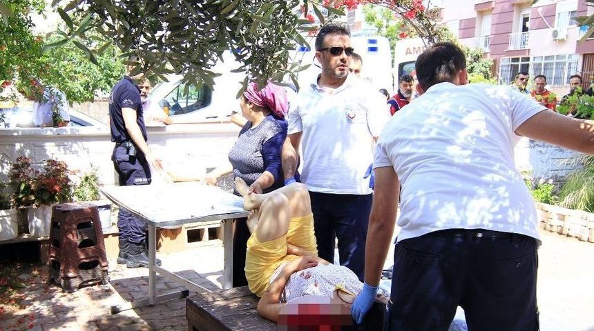 Polis, S&ouml;zl&uuml;s&uuml; Olan Kadın Polisi Kazara Vurdu