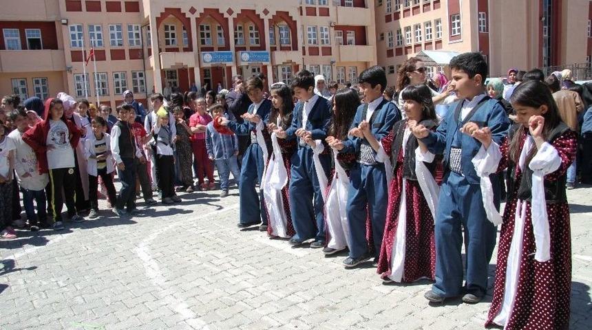 Fevzi &Ccedil;akmak İlk Ve Ortaokulunda Bilim Fuarı Ve Kermes