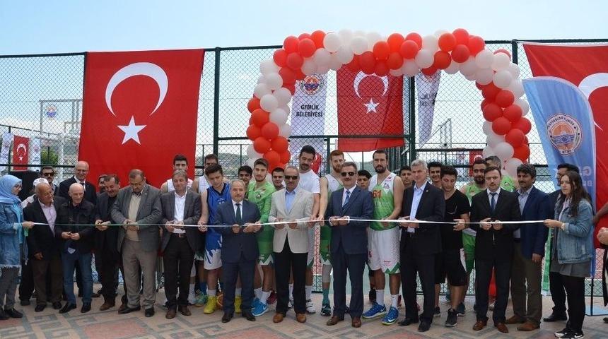 Gemlik&rsquo;te Spor Hamlesi