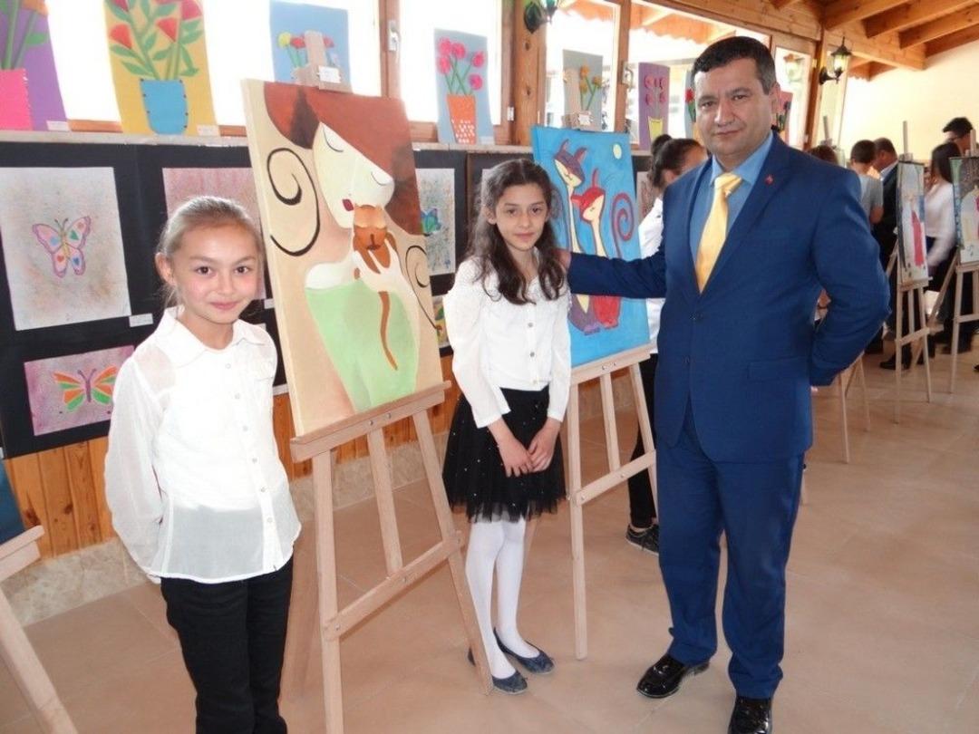 G&ouml;lpazarı Gazimihal Ortaokulu&rsquo;ndan Resim Sergisi