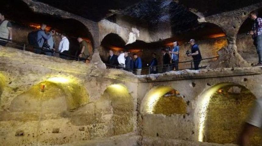 Mardin'deki 1400 Yıllık Galeri Mezarlık Ilk Defa Ziyaret&ccedil;ilere A&ccedil;ıldı