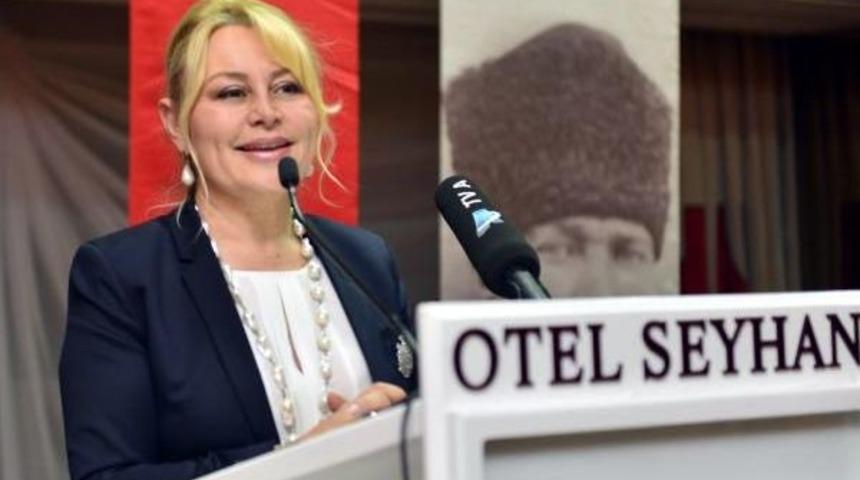 Demet Sabancı &Ccedil;etindoğan: Kadınlar D&uuml;ş&uuml;k Maaşlarla &Ccedil;alıştırılıyor