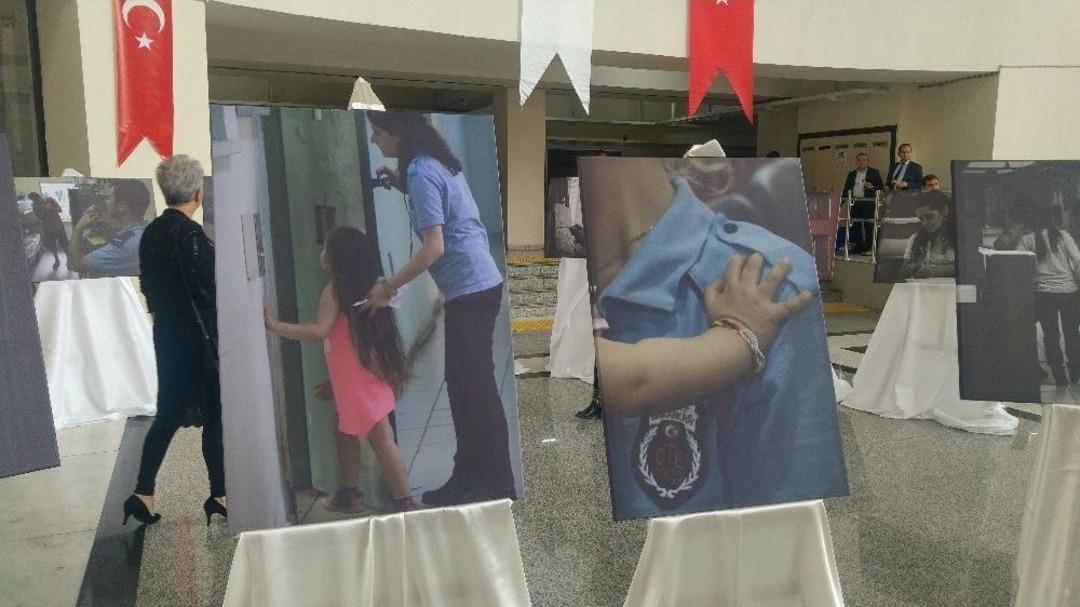 Bakırk&ouml;y Adliyesi&rsquo;nde &lsquo;yaşamın Kıyısında&rsquo; Sergisi A&ccedil;ıldı