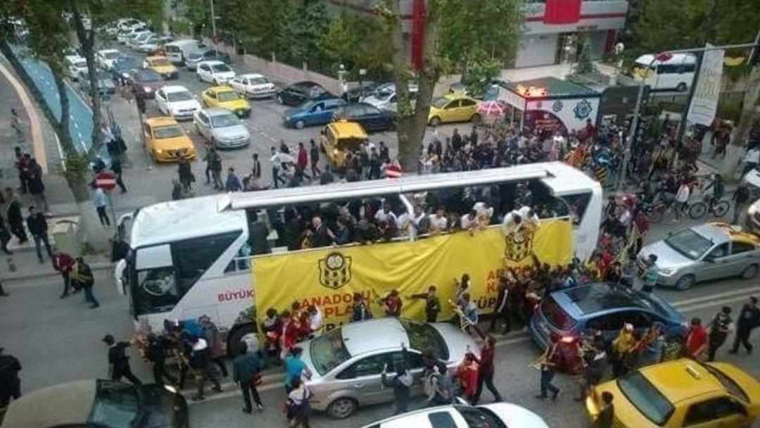 Yeni Malatyaspor D&uuml;zenlenen T&ouml;renle Kupasını Aldı