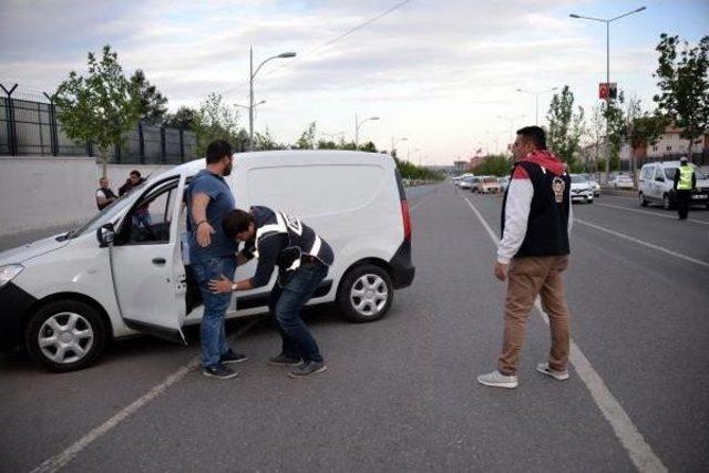 Diyarbakır'da Ramazan Ayı Öncesi 1400 Polisle Asayiş Uygulaması