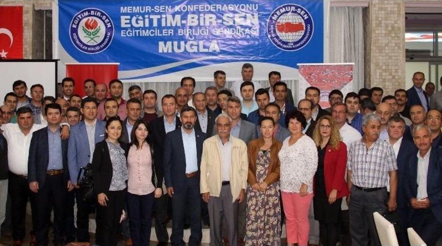 Eğitim Bir-sen Yetkiyi Ta&ccedil;landırdı