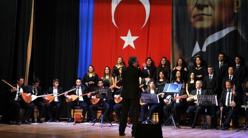 Kırıkkalelilere Halk M&uuml;ziği Ziyafeti