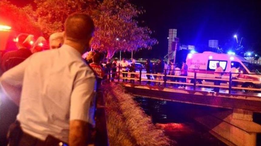 Otomobil, Sulama Kanalına U&ccedil;tu: 1 &Ouml;l&uuml;, 1 Yaralı