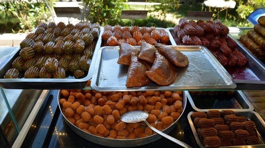 Ramazan&rsquo;da Glikozlu Tatlılara Dikkat