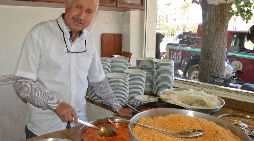 (&ouml;zel Haber) Kuru Fasulye Pilavla Ge&ccedil;en Bir &Ouml;m&uuml;r