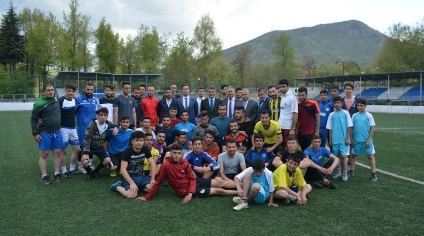 Besyo Hazırlık Kursu &Ouml;ğrencilerine Malzeme Desteği