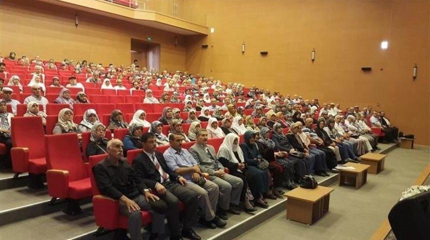 Aydın&rsquo;da Hacı Adaylarına Seminer D&uuml;zenlendi