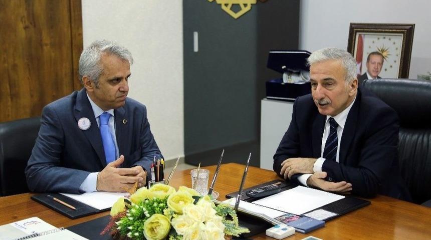 Tapu Ve Kadastro Y&ouml;neticilerinden Vali Kam&ccedil;ı&rsquo;ya Ziyaret