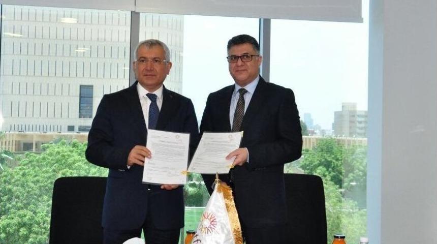 T&uuml;rk Eximbank&rsquo;tan 450 Milyon Dolar Tutarında Kredi Anlaşması