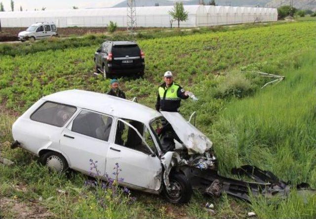 Burdur'da Yağmur Kazalara Yol Açtı: 10 Yaralı