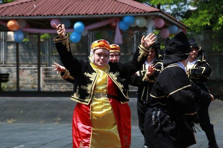 Ümraniye’de Otizmli Çocuklar İçin Mezuniyet Töreni Düzenlendi G2