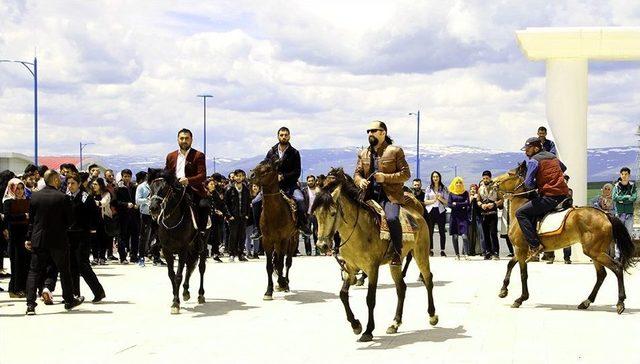 Aü Bilim Kültür Sanat Ve Spor Şenlikleri Başladı