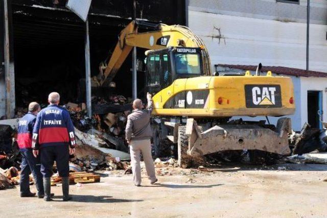 Tokat'ta Organize Sanayi Bölgesinde Yangın (2)