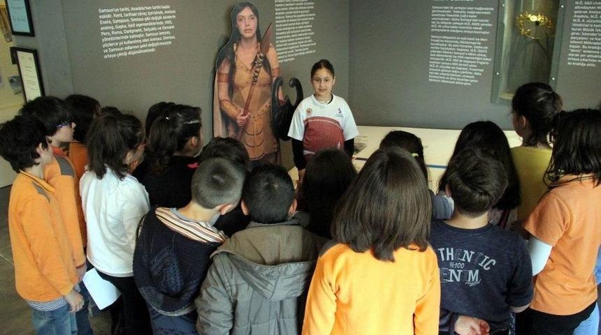 Minik &Ouml;ğrenciler M&uuml;ze Rehberliği Yaptı