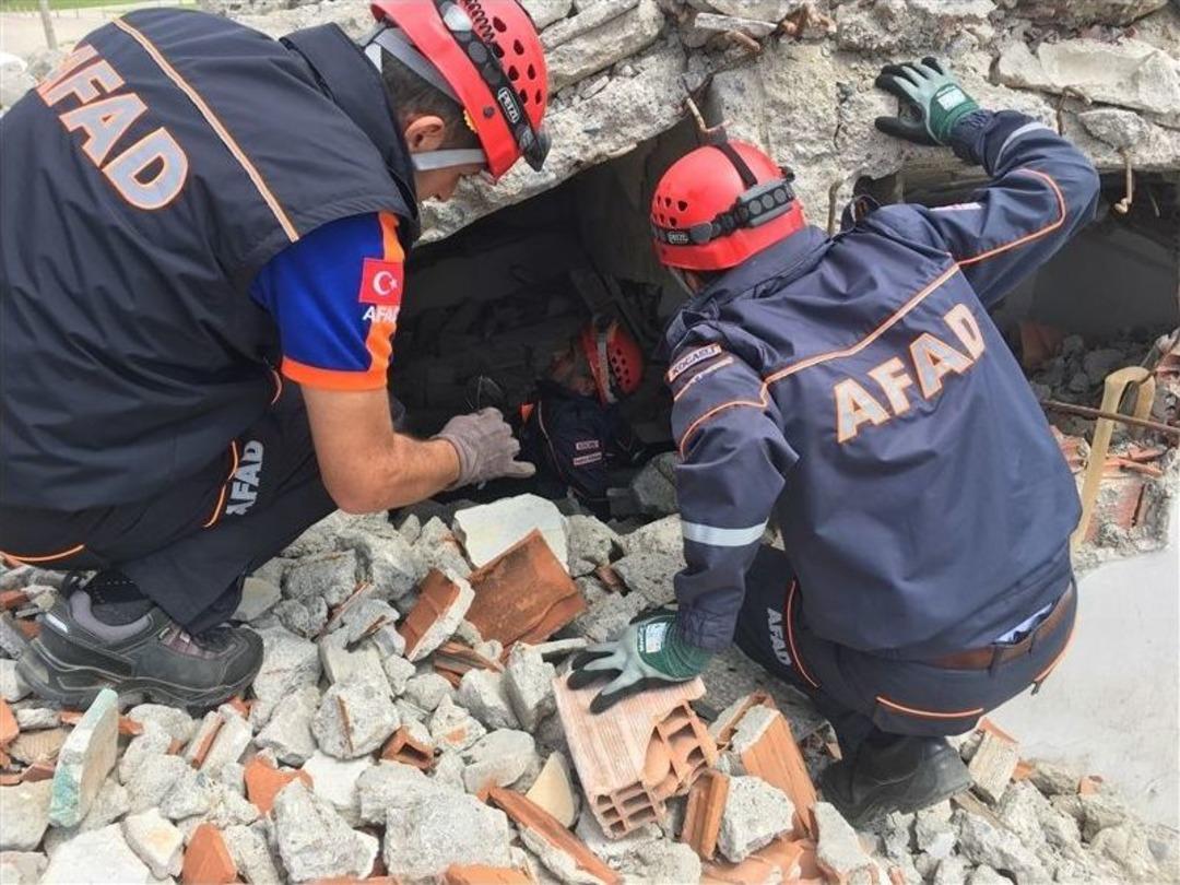 Afad&rsquo;dan Hizmet İ&ccedil;i Eğitim Ve Tatbikat